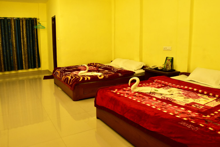 Four Bed Non Ac Deluxe
