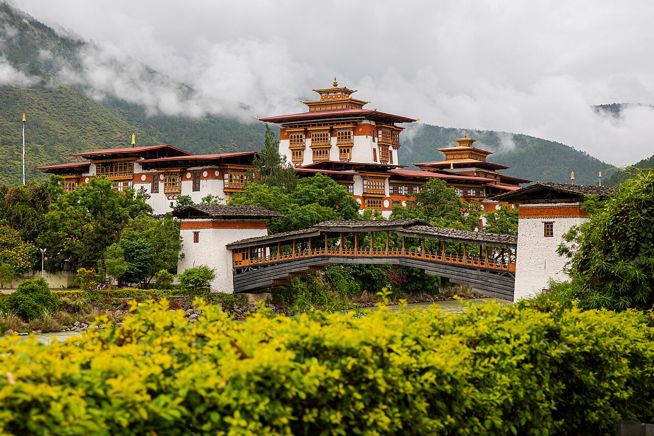 7 Nights 8 Days Bhutan Tour Packages